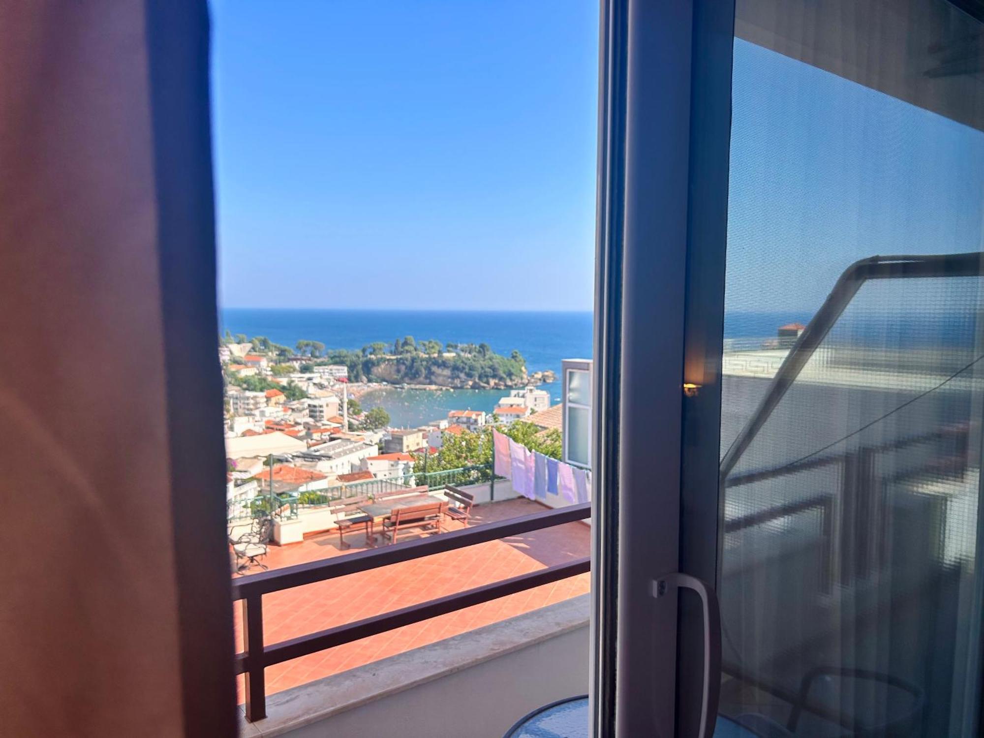 Apartments Aga Ulcinj Exterior photo
