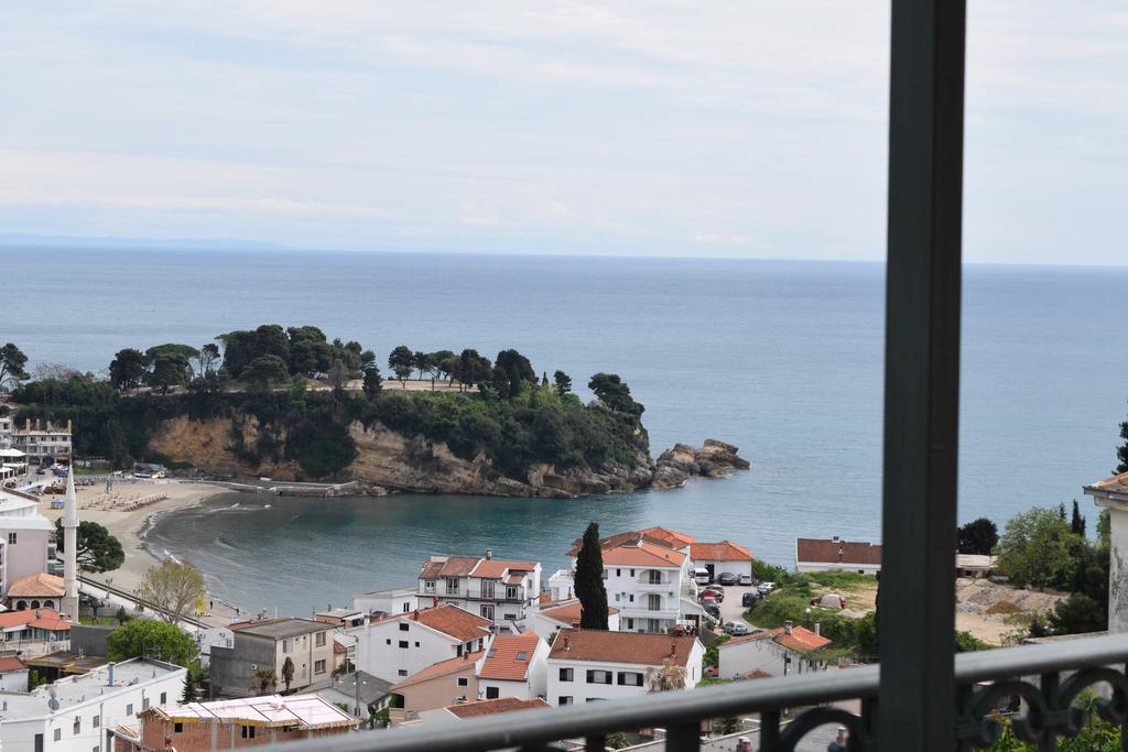 Apartments Aga Ulcinj Exterior photo