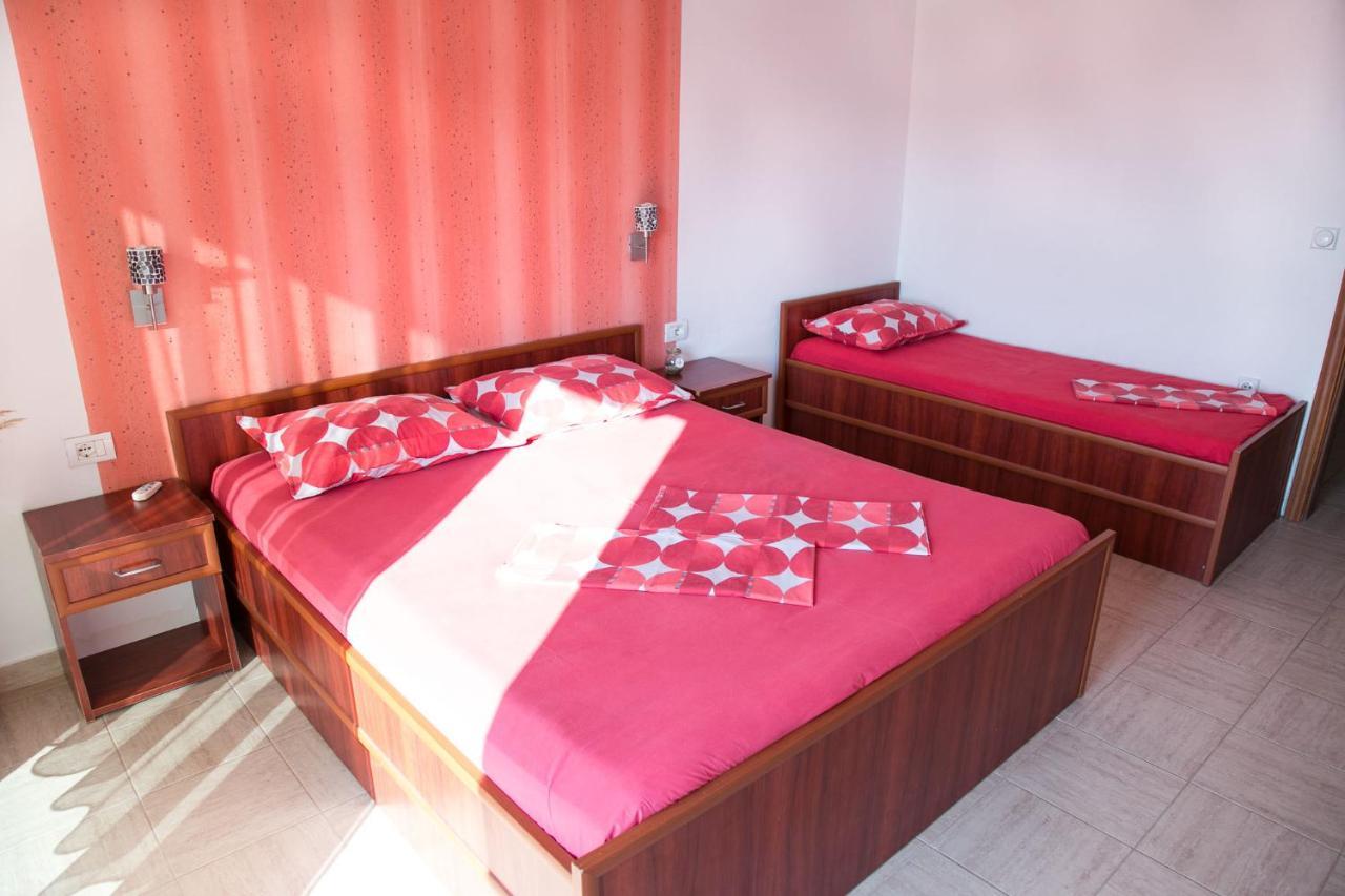 Apartments Aga Ulcinj Exterior photo